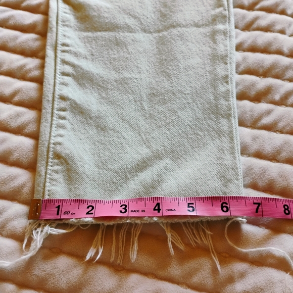 Levi's mint colored raw hem - Picture 7 of 11